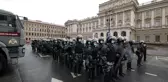 Rusya'da Navalny protestolarında gözaltı sayısı bini aştı