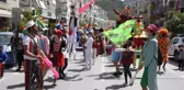 İzmir'de çizgi film karakterli 23 Nisan kutlaması