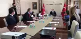 Küçük valilerin ilk talimatı Covid-19 tedbirleri oldu