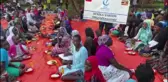 Amasyalı çift düğün yemeklerini Uganda'da ihtiyaç sahiplerine verdi