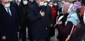 HDP önündeki anneler zafere yürüyor
