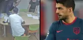 Juventus'a transfer olmak için AB vatandaşı statüsünde gözükmesi istenen Uruguaylı Luis Suarez, girdiği sınavda kopya çekti