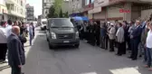 Son dakika haberleri | ŞEHİT MÜSLÜM TOPRAK HELALLİK İÇİN BABA EVİNE GETİRİLDİ