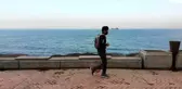Yaşadığı olaydan etkilendi: Şehirlere yürüyerek gidiyor