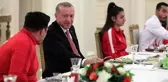 Cumhurbaşkanı Erdoğan, şampiyonalarda madalya kazanan milli sporcularla iftar yaptı