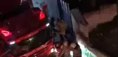 Gaziosmanpaşa'da metruk bina alev alev yandı