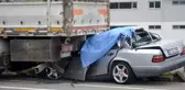 Yeni aldığı otomobili ile memleketine giderken tırın altında can verdi