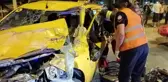 Kamyonete çarpan taksinin sürücüsü yaralandı