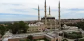 Türk-İslam mimarisinin gözbebeğinde Ramazan-ı Şerif'in son Cuma Namazı kılındı