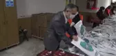 ÇAYIROVA'DA 45 BİN HANEYE BAYRAM ÇİKOLATASI