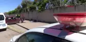 KALDIRIMDA OTURURKEN OTOMOBİL ÇARPTI, ÖLDÜ