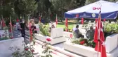 Adana'da şehitliklerde hüzünlü bayram arifesi