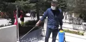 Bayram arifesinde şehit kabirlerine hüzünlü ziyaret