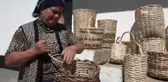Salgın sürecinde eski usul sepet örüyor