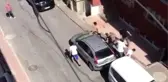 Alkollü olduğu ileri sürülen genci darp edip, kovaladılar