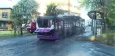 Sarıyer'de park halindeki otobüste çıkan yangın söndürüldü