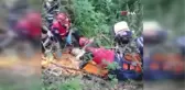 Edremit'te ayağı kayan kadın 20 metre yükseklikten dereye düştü
