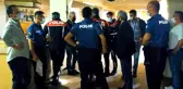 Polisi gören şoke oldu, 17 kişiye ceza