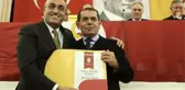 Güçlü bir yönetimle seçime girmeye hazırlanan Abdurrahim Albayrak, Terim'i de ikna etmeye çalışıyor