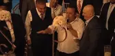 Diğer ünlülerin aksine İsmail Türüt, Sedat Peker'le olan fotoğrafını silmedi