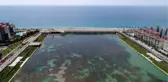 Konyaaltı plajına dökülen Boğaçayı yosunla kaplandı