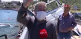 İZMİR DİKİLİ'DE BATAN TEKNELER ÇIKARILIYOR