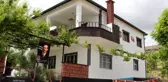 Beşiktaşlı taraftar, evinin her yerini siyah-beyaza boyadı