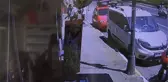 BEYOĞLU'NDA SİLAHLI SALDIRI GÜVENLİK KAMERASINDA