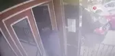 Kadıköy'de hırsızlar güvenlik kamerasını görünce güneş gözlüğü taktı