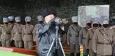 Kim Jong-un, yasa dışı film satan adamı 500 kişi önünde kurşuna dizdirdi