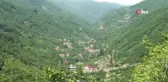 Son dakika haberi... Şehitlerin hatırasına köyün zirvesine Türk Bayrağı diktiler
