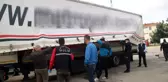 Tekirdağ'da tırın dorsesinde saklanan 5 göçmen yakalandı
