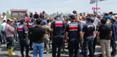 KONYA ÇİFTÇİLERDEN KARAYOLUNDA SU EYLEMİ