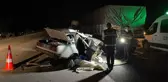 Son dakika: Otomobilin tıra çarpması sonucu 1 kişi öldü, 3 kişi yaralandı