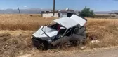 İki otomobil çarpıştı: 3 yaralı