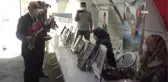 Diyarbakır'da evlat nöbetindeki ailelere anlamlı ziyaret
