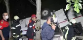 Denizli'de midibüs ve otomobil kazadan sonra şarampole yuvarlandı 3 ölü, 5 yaralı