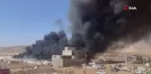 Irak'ta göçmen kampında büyük yangınYaklaşık 400 çadır kül oldu, bin 400 göçmen evsiz kaldı