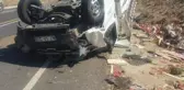 LASTİĞİ PATLAYAN KAMYONET TAKLA ATTI: 3 AĞIR YARALI