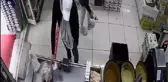 SULTANGAZİ'DE TIRNAKÇILIK YÖNTEMİYLE MARKET ÇALIŞANINI DOLANDIRDILAR