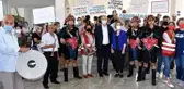 SEFERİHİSAR'DA KÖYLÜLERDEN JES EYLEMİ