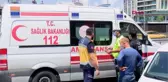 CEVİZLİBAĞ'DA OTOMOBİL İLE TAKSİ ÇARPIŞTI 1 YARALI