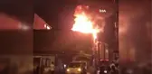 Fatih'te alev alan binadaki yangın çevresindeki 4 binaya sıçradı