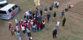 Engelli bireylerin mutlu günü...Sebze eken engelli bireyler ürünlerini yine kendileri hasat ederek satacak