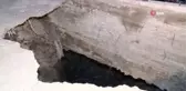 Ankara'da temeli hasar gören ve otoparkı çöken 3 katlı apartman tahliye edildi