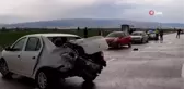 Son dakika haberi! Kaza yapanlara yardım eden ambulansa otomobil çarptı