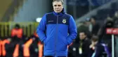 Fenerbahçe'de birçok taraftar takımın başında yeniden Ersun Yanal'ı görmek istiyor