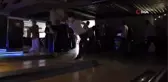 AK Parti Genel Başkan Yardımcısı Julide Sarıeroğlu gençlerle bowling oynadı