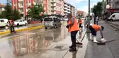 Eskişehir'de 10 dakikalık yağmur hayatı felç etti