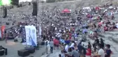 Ünlü isimler engelli öğrenciler için sahne aldı